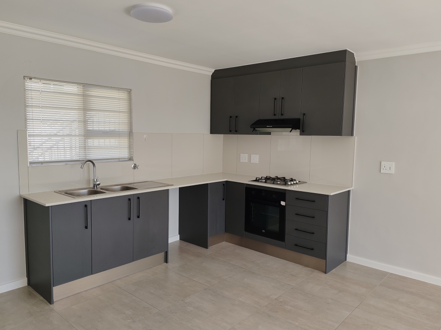 To Let 2 Bedroom Property for Rent in Sunningdale Western Cape